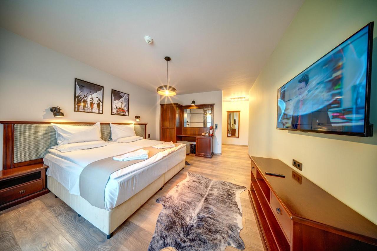 Mountain Lake Hotel Smolyan Exterior photo
