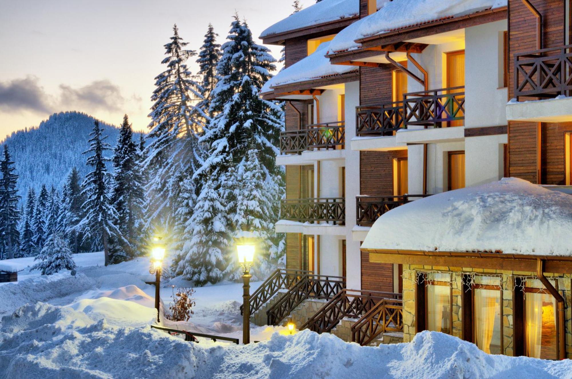 Mountain Lake Hotel Smolyan Exterior photo