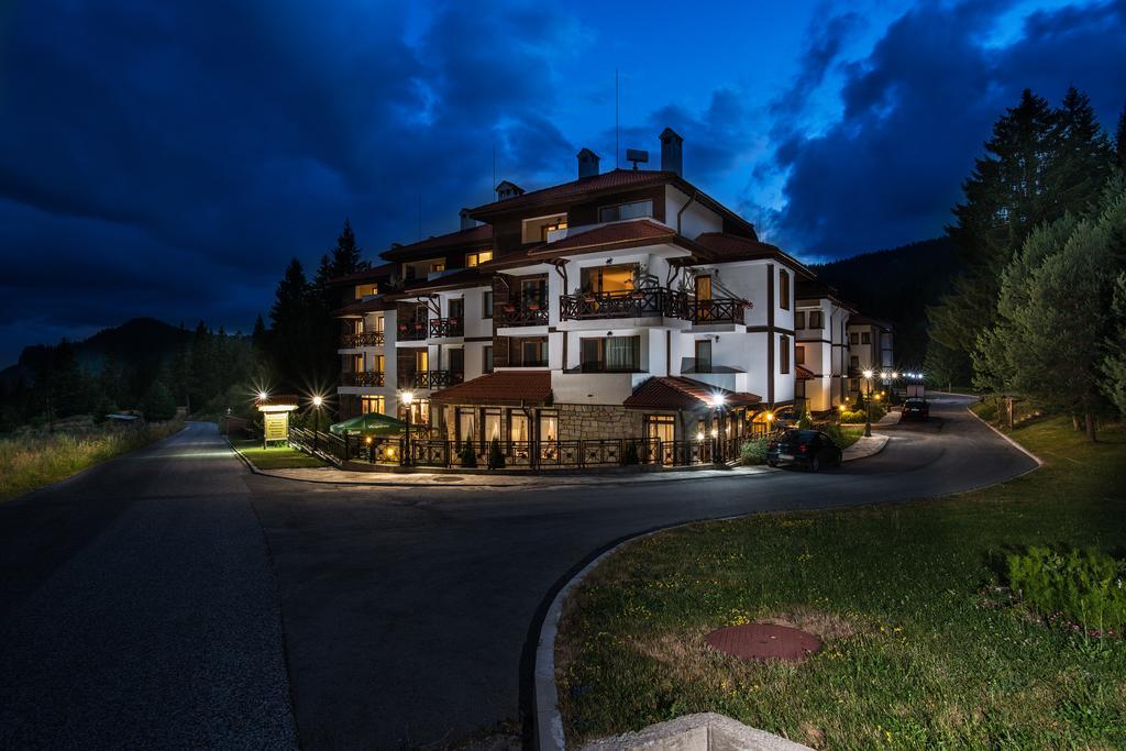 Mountain Lake Hotel Smolyan Exterior photo